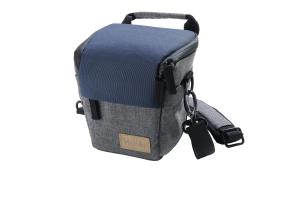 Peter Hadley Helsinki Colt I blau anthrazit Fototasche aus 100 % aus recyceltem Polyester